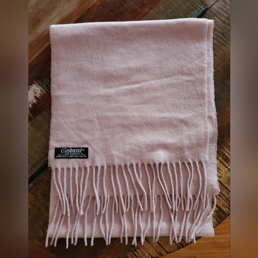 Cashmink Light Pink Acrylic Fringe Scarf